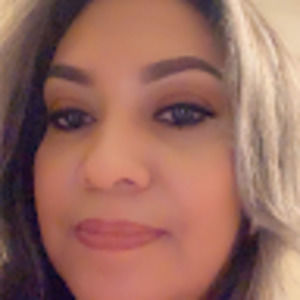 Meet your Posher, Ana j.